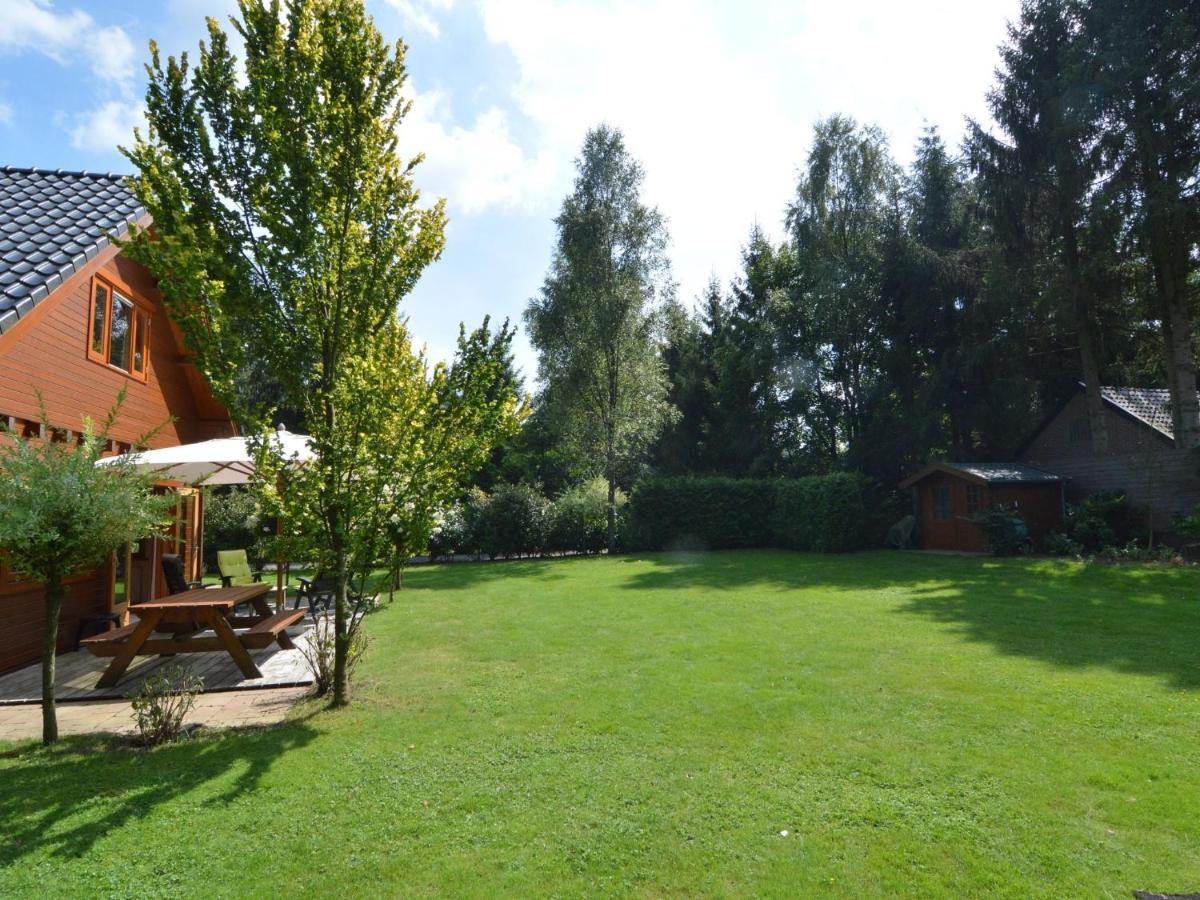 Wooden Villa On The Veluwe Wissel Exterior foto