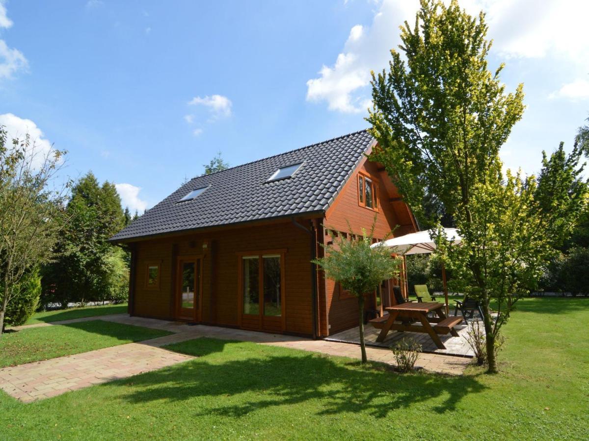 Wooden Villa On The Veluwe Wissel Exterior foto